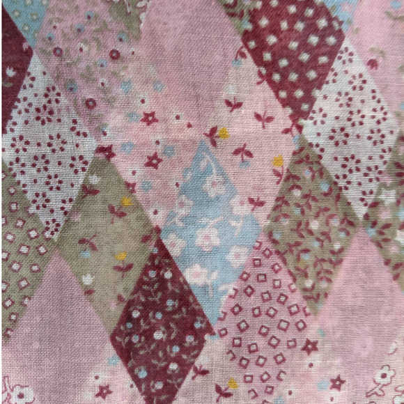 Vintage Pink Calico Cheater Cloth Style Fabric, Floral Patchwork Fabric 44" BTY - Picture 2 of 6